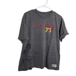 Disney Parks T-Shirt Adult Large Gray Walt Disney World Patch Mickey Graphic